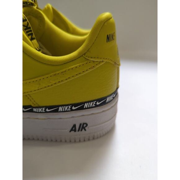 Sz 6.5- NIKE WMNS AIR FORCE 1 BRIGHT CITRON YELLOW AH8827-700 - Picture 5 of 13